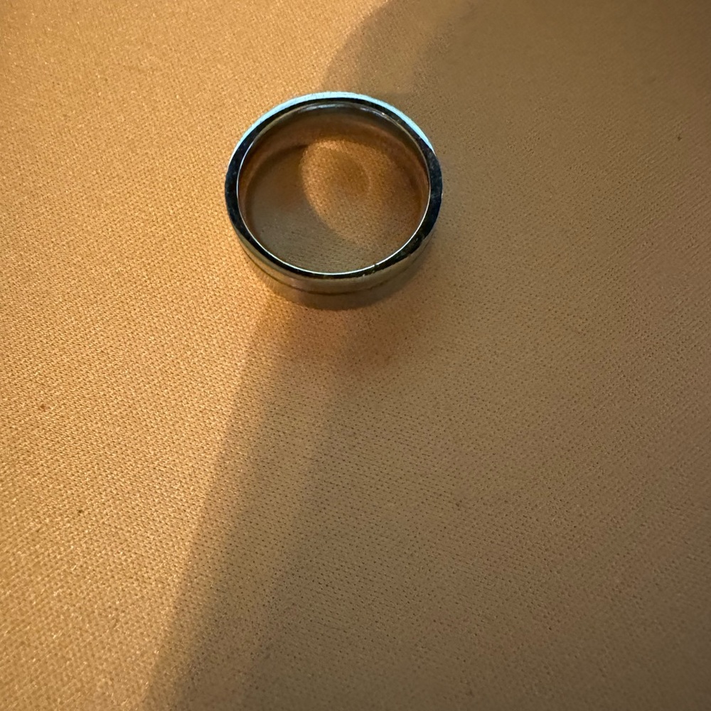 Men’s ring